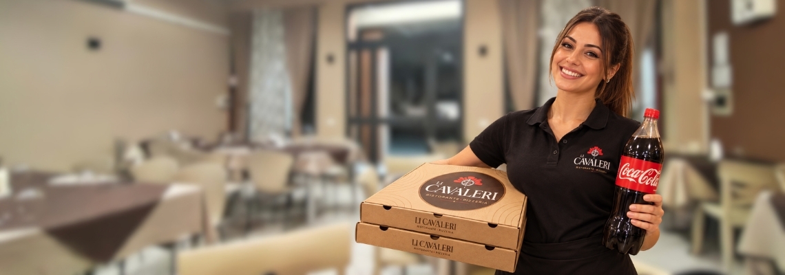 Nuovo Gusto in Citt� | Due Pizze e Coca Cola da Asporto o Domicilio (+�1,00)
